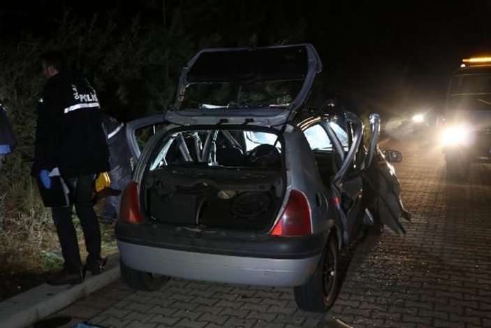 Çakmak gazı patladı: 3 genç ölümden döndü