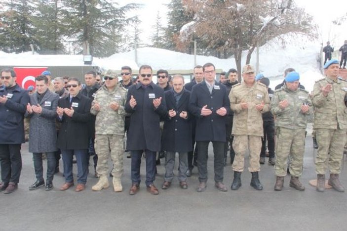 Hakkari’de şehitleri uğurlama töreni