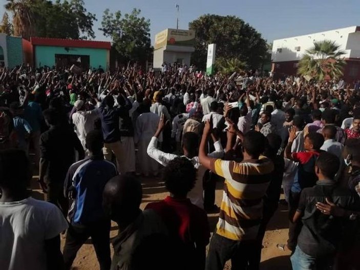 Sudan’daki gösterilerde 2 bin 496 kişi gözaltına alındı