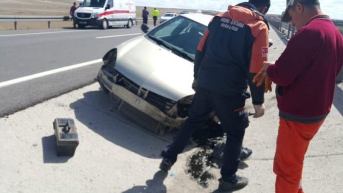 Aksaray’da iki otomobil çarpıştı: 5 yaralı
