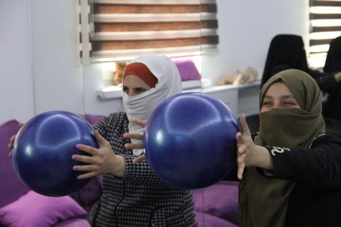 Kayseri'de 400 mülteci kadına doğum eğitimi