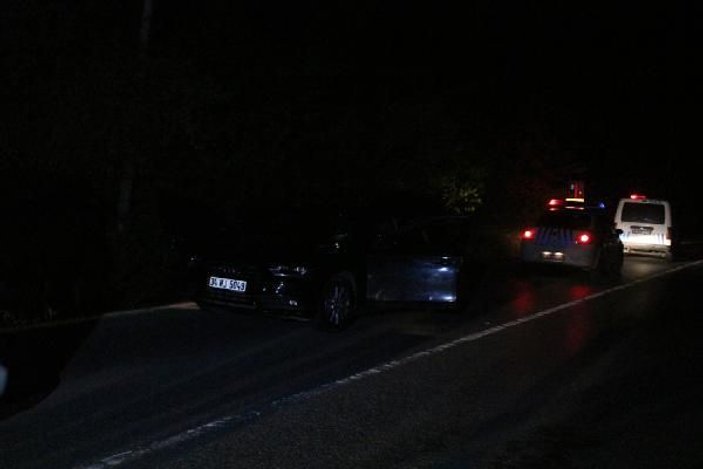 Sarıyer'de otomobil polis aracına çarptı
