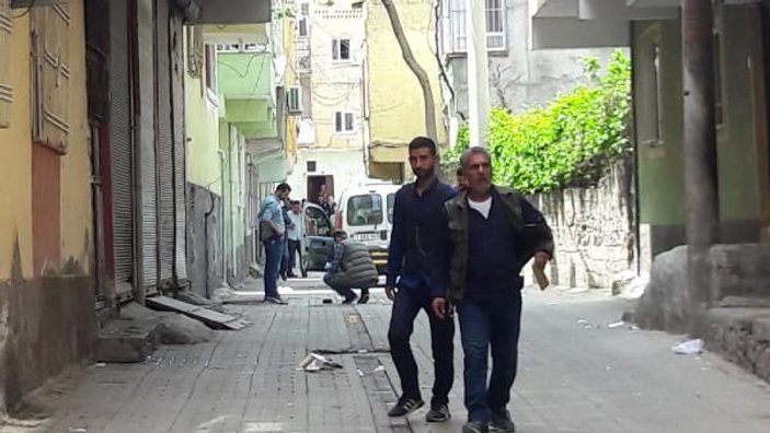 Diyarbakır'daki kavgada ateşlenen tüfekle 3 çocuk yaralandı