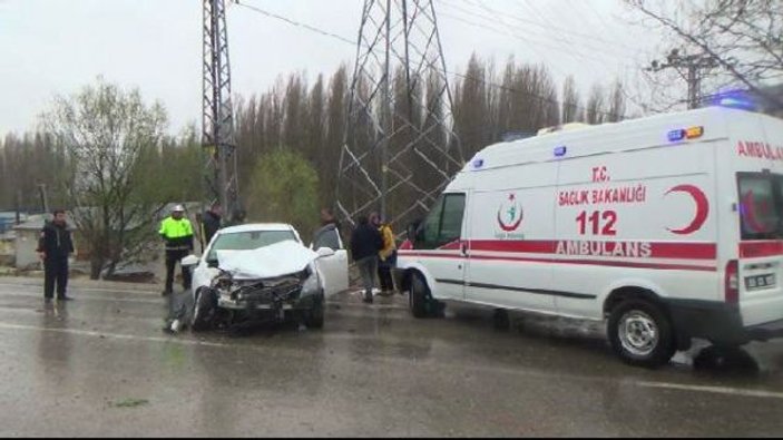Bayburt’ta trafik kazası: 12 yaralı