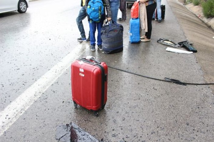 Antalya’da iki midibüs çarpıştı: 5 yaralı