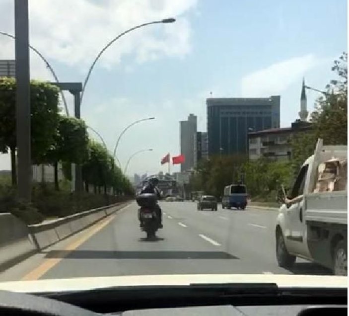 Ankara'da kamyon sürücüsüyle motosikletlinin kavgası