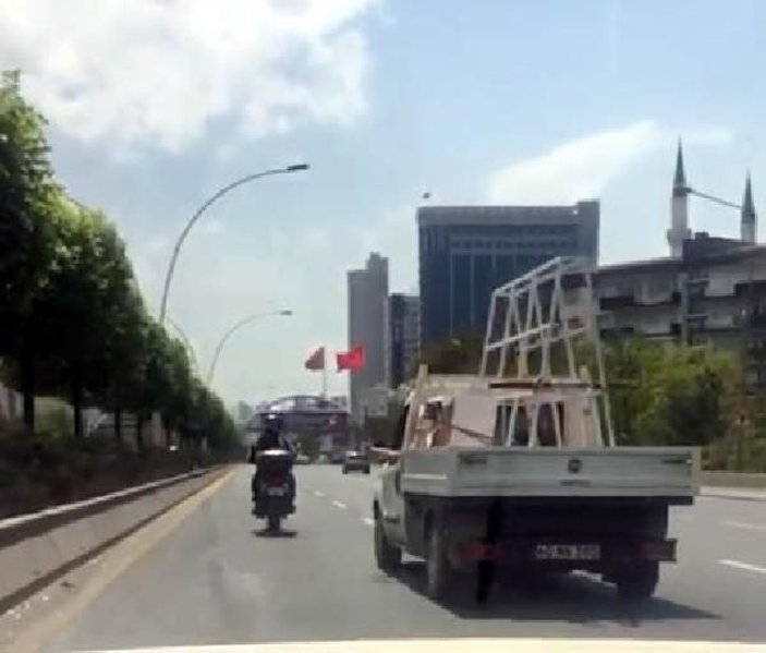 Ankara'da kamyon sürücüsüyle motosikletlinin kavgası
