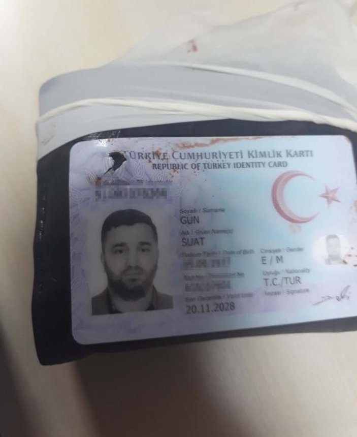 İzmir'de silahlı saldırıdan cüzdanla korundu