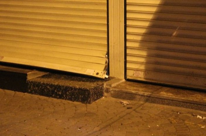İzmir’de kuyumcu soygunu girişimi