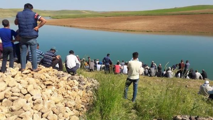 Yüzme bilmeyen genç, girdiği baraj gölünde boğuldu