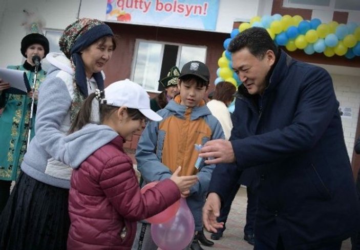 Kazakistan’da çok çocuklu ailelere ev desteği