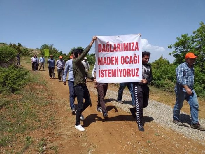 Elazığ'da köylülerden, maden ocağı eylemi