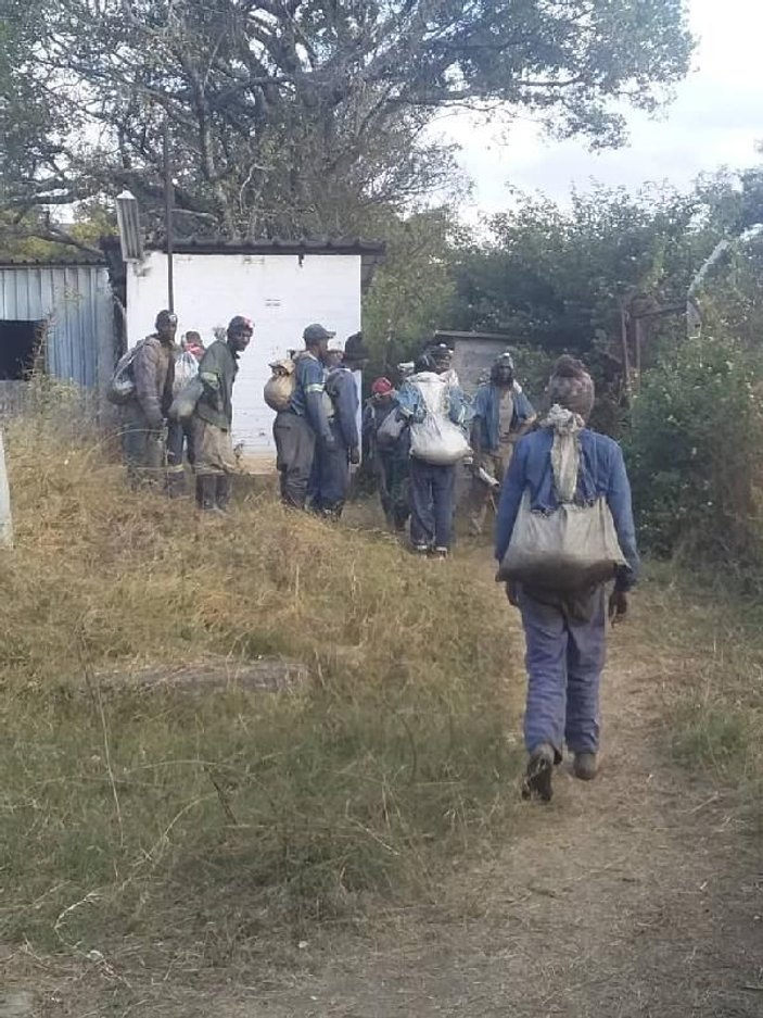 Zimbabve’de altın madeninde patlama: 8 ölü, 2 yaralı