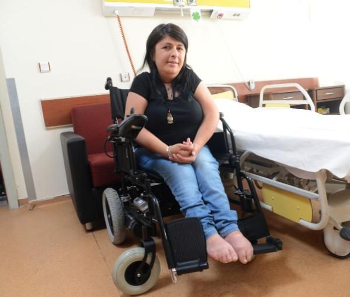 Ankara'da Cansu'nun akülü araba mutluluğu