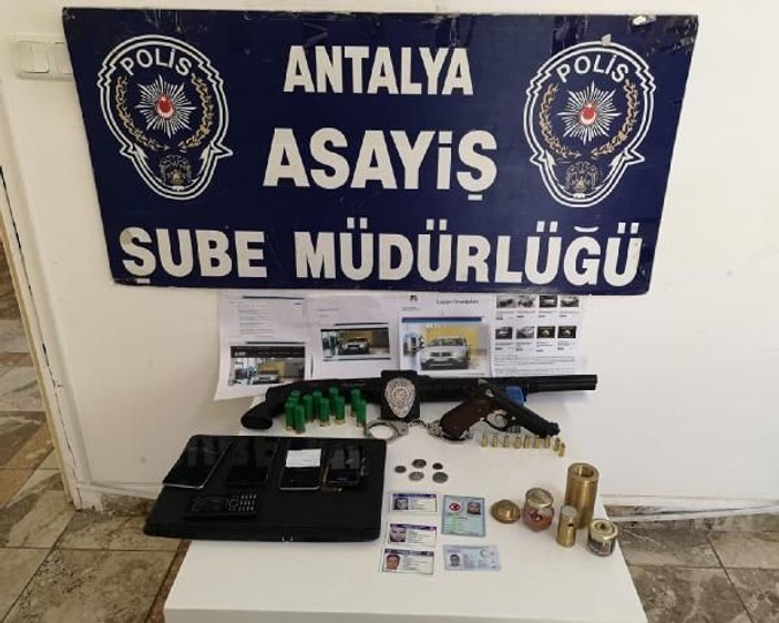 Antalya'da 'kapora' çetesine 8 tutuklama