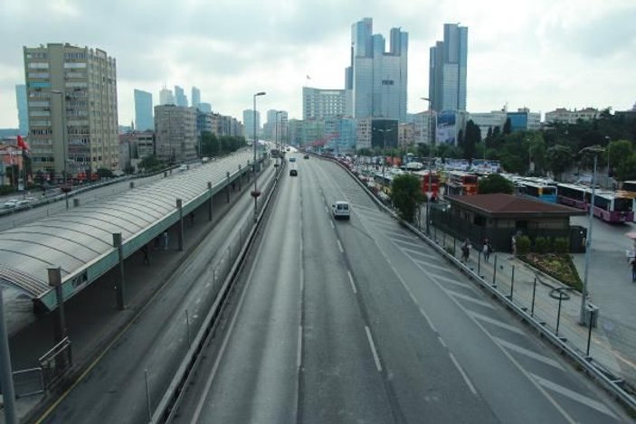 İstanbul'da yollar boş kaldı