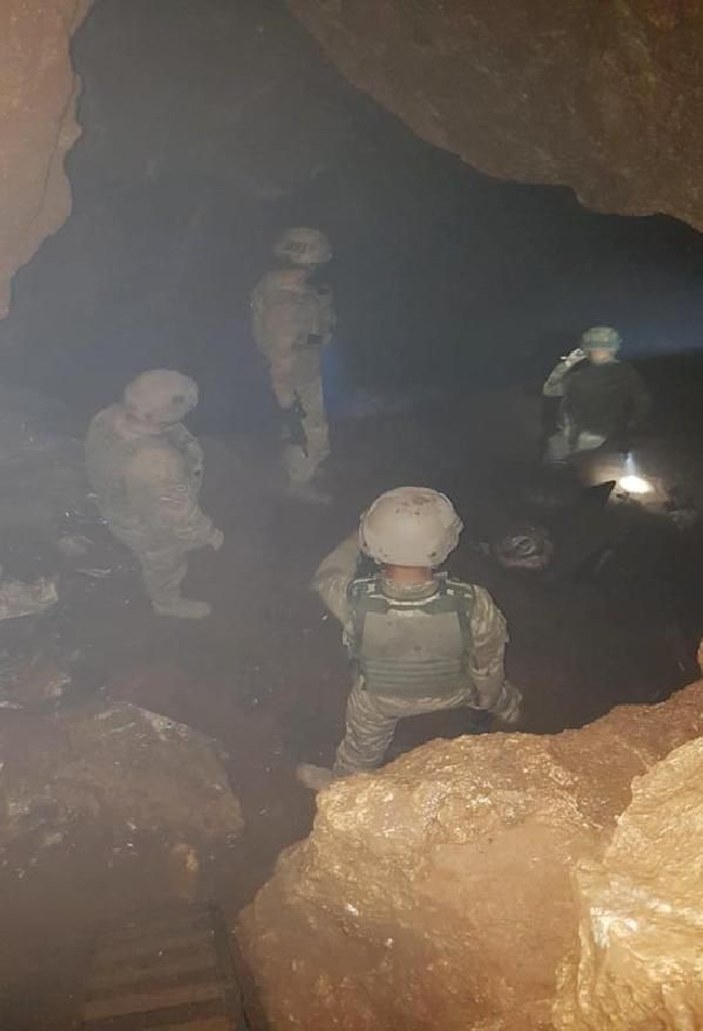 PKK'nın 3 katlı mağarası kullanılamaz hale geldi