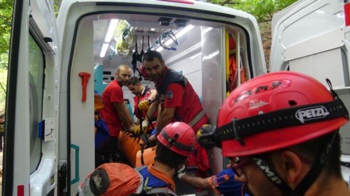 Selfie çekerken düşen genç hayatını kaybetti