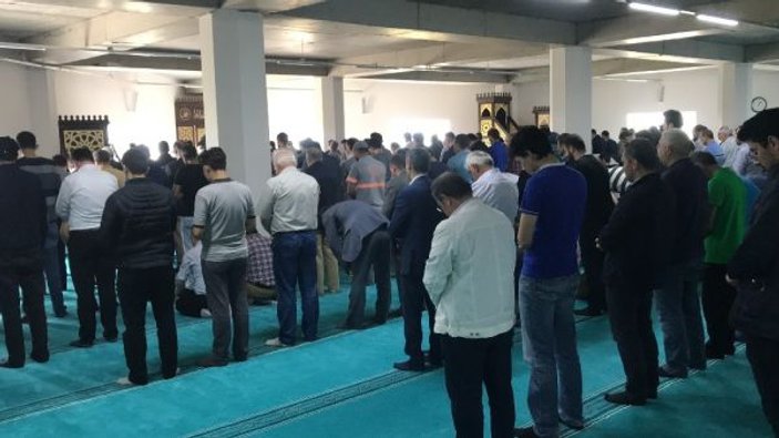 Sakarya'daki Şeyh Edebali Cami'de ilk namaz kılındı