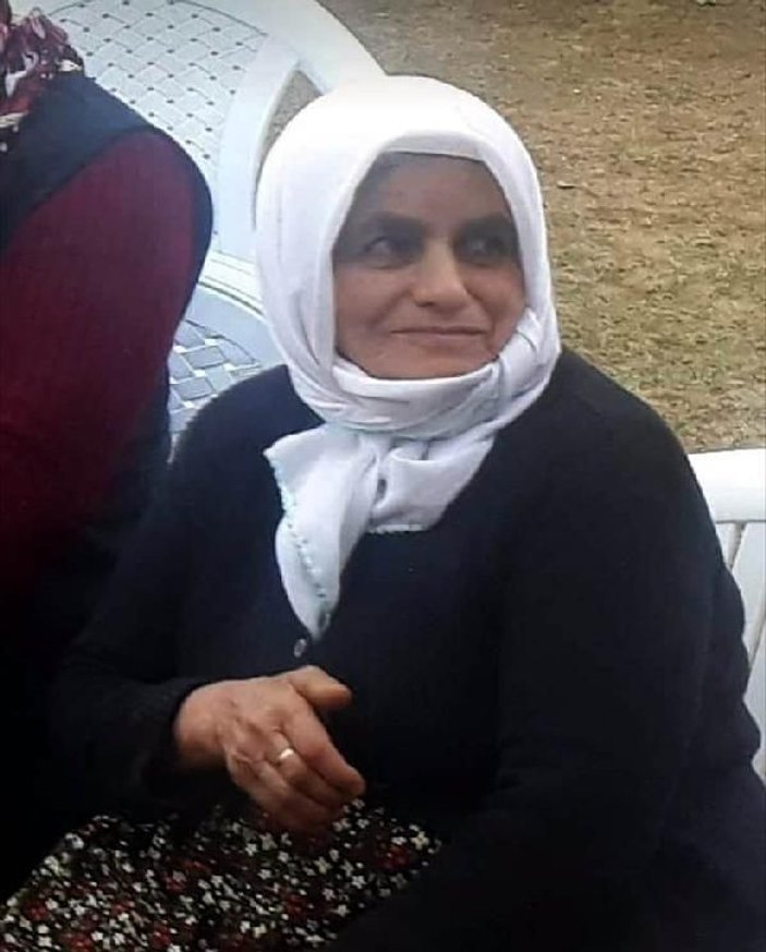 Sivas’ta yıldırım isabet eden kadın yaşamını yitirdi