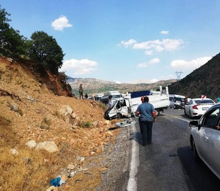 Bitlis'te kaza: 4'ü ağır 6 yaralı