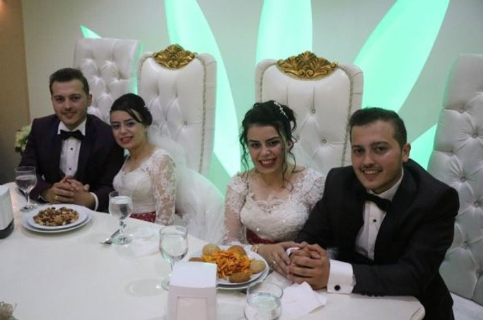 Kayseri'de ikizlerin düğünü görenleri şaşırttı