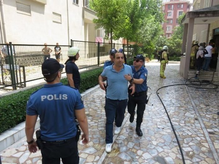 Kadıköy'de çıkan yangında anne ve baba öldü