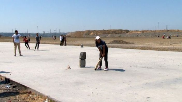 İstanbullu seçimde yabancılar krikette