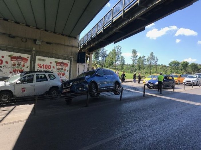 15 Temmuz Şehitler Köprüsü bağlantı yolunda kaza