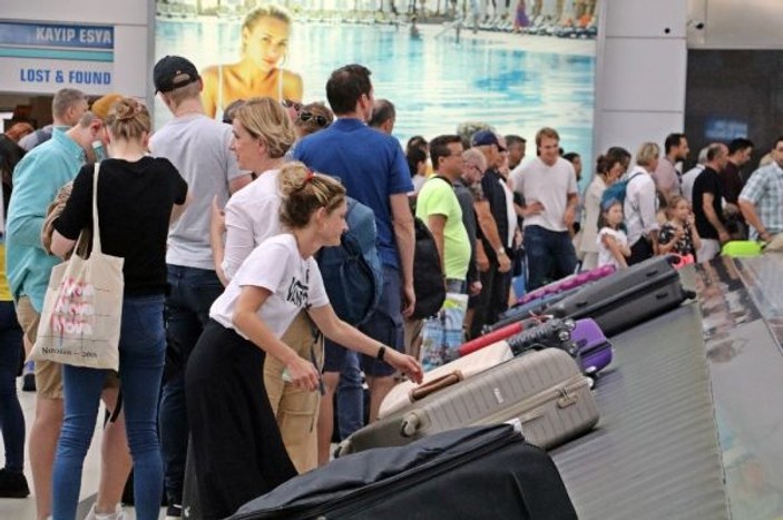 Antalya'da Rus turist sayısı her geçen gün artıyor