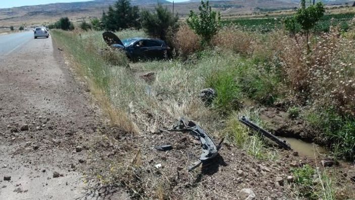 Kilis’te otomobil şarampole uçtu