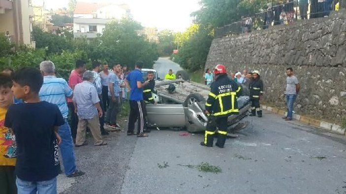 Kocaeli'de ehliyetsiz sürücü kaza yaptı