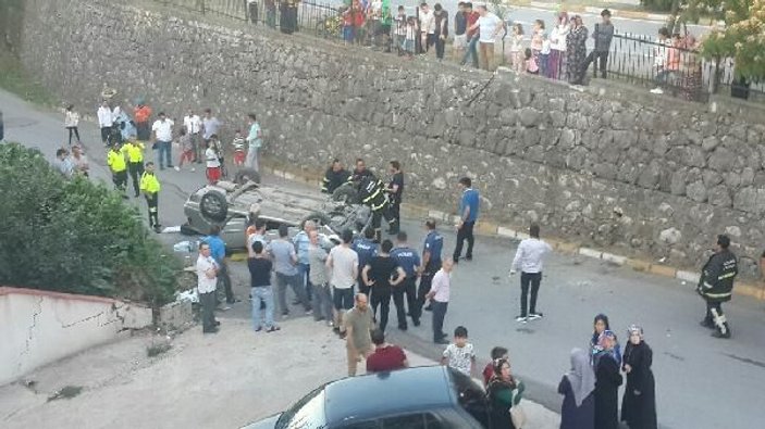 Kocaeli'de ehliyetsiz sürücü kaza yaptı