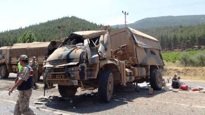 Suriye’den dönen askeri araç kaza yaptı: 2 asker yaralı