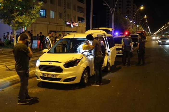 Diyarbakır'da aşırı hız yapan sürücünün çarptığı kadın öldü
