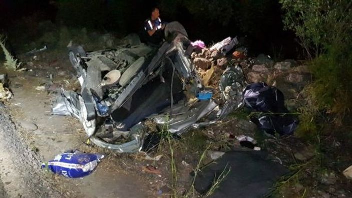 Aydın'da panelvan ile tır kafa kafaya çarpıştı