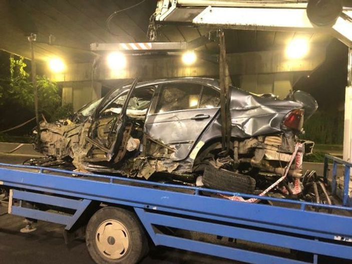 Ankara'da otomobil köprüden uçtu