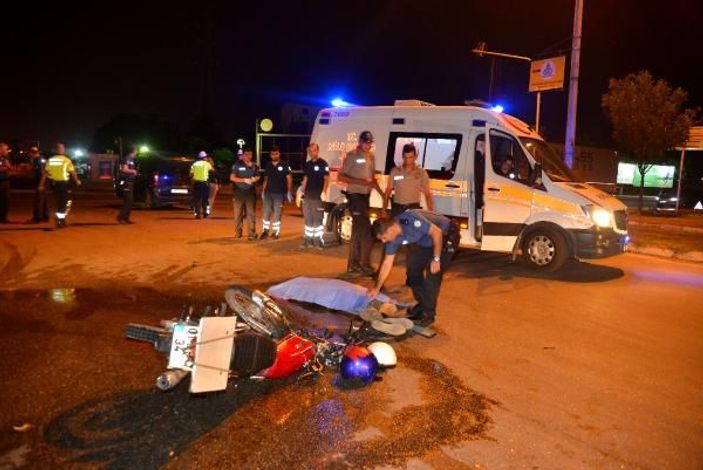 Adana'da ticari araç ile motosiklet çarpıştı: 1 ölü