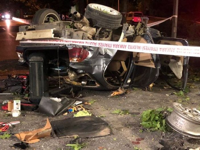 Ankara'da otomobil köprüden uçtu