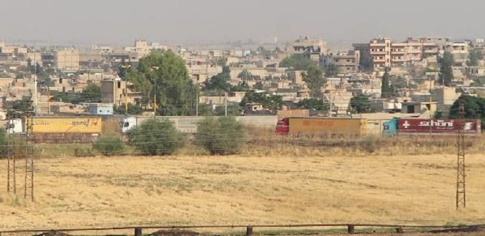 ABD'den Suriye'deki YPG'lilere 200 araçlık yardım