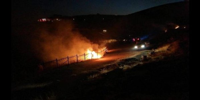 Siirt'te patlatılan havai fişek yangına sebep oldu