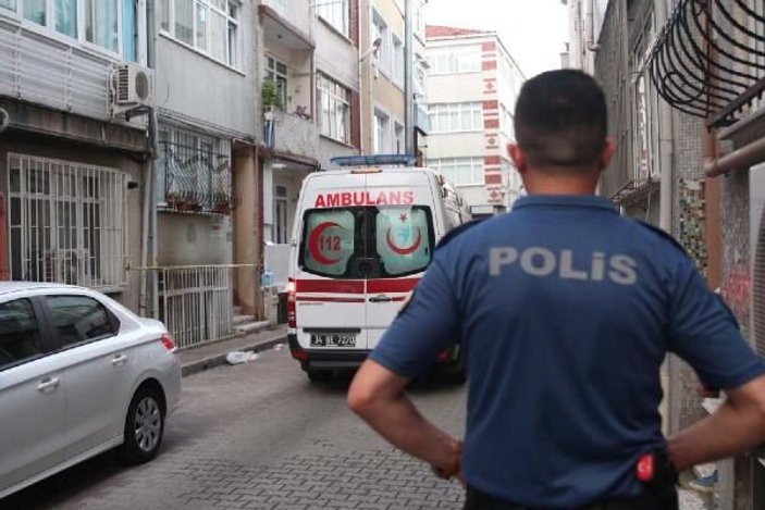 Fatih'te Çinli kadını öldürüp evini ateşe verdiler