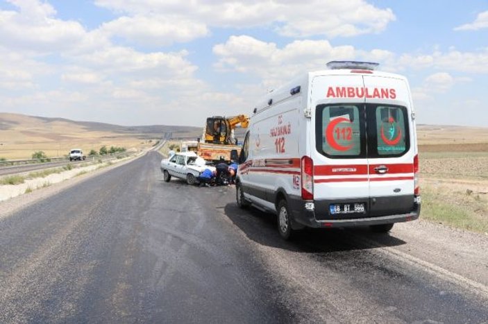 Aksaray'da otomobil vince arkadan çarptı: 1 ölü