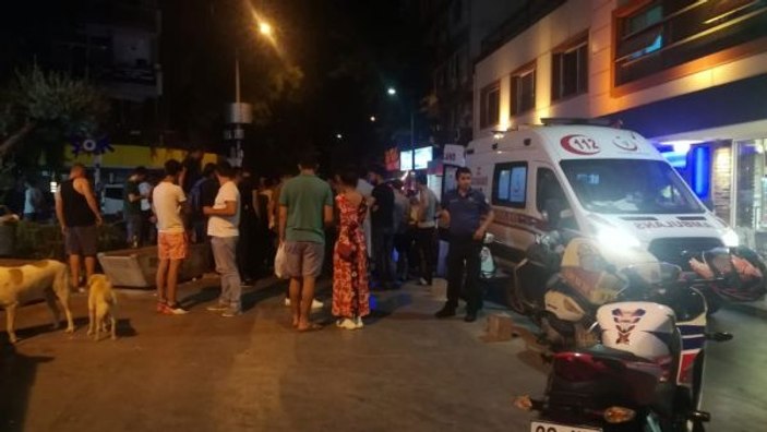 İzmir’de döner bıçaklı kavga: 3 yaralı