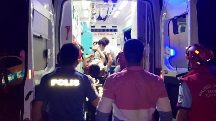 Balıkesir'de kaza: 9 yaralı