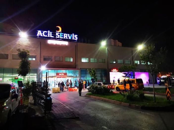 Malatya'da bıçaklı kavga: 3 yaralı, 2 gözaltı