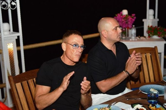 Jean Claude Van Damme Türkiye’yi öve öve bitiremedi