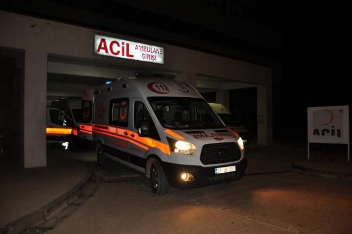 Gaziantep'te iki otomobil çarpıştı: 7 yaralı
