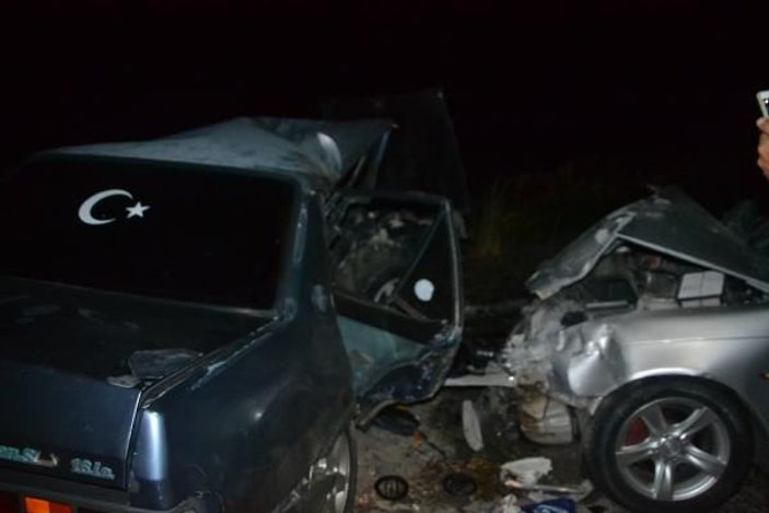 Kahramanmaraş'ta iki otomobil çarpıştı: 2 yaralı