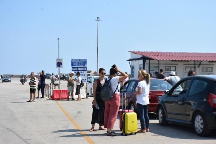 Yunan adasında mahsur kalanlar tahliye ediliyor